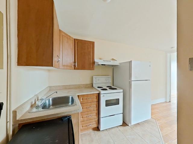 Apartment for rent in Mulhurst Bay, Ontario