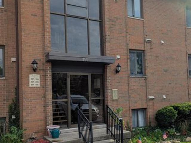 Condo for sale in Roselawn, Ohio