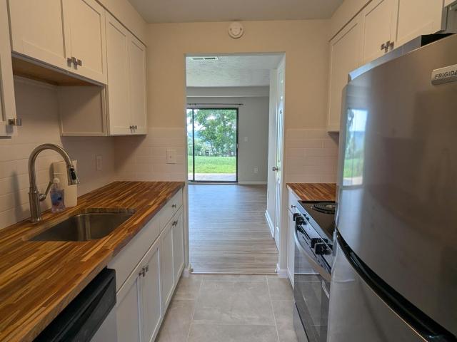 Condo for sale in Roselawn, Ohio