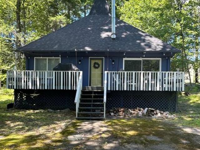 House for sale in Lake Ariel, Pennsylvania