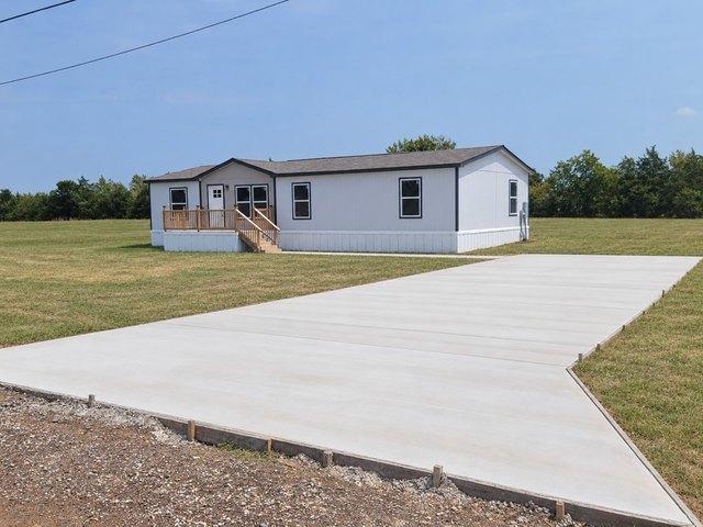 House for sale in Bonham, Fannin County