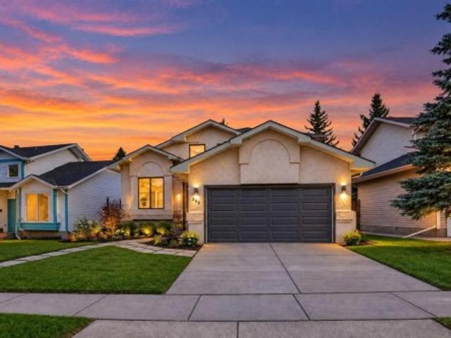 House for sale in Millrise, Calgary