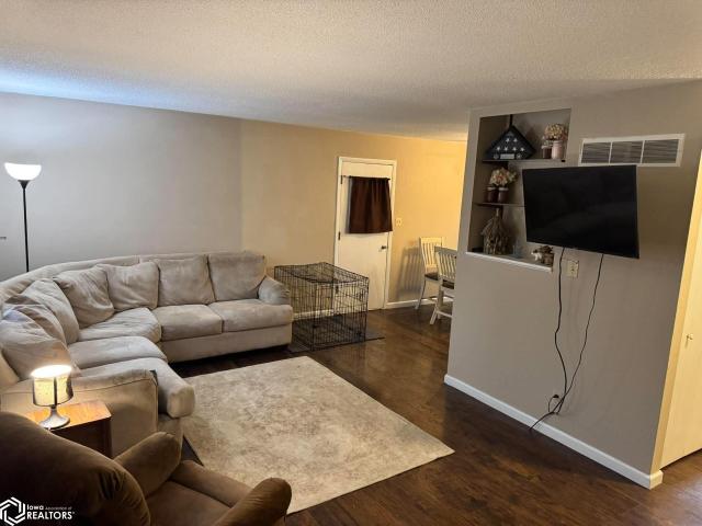 House for sale in Hamilton, Hancock County