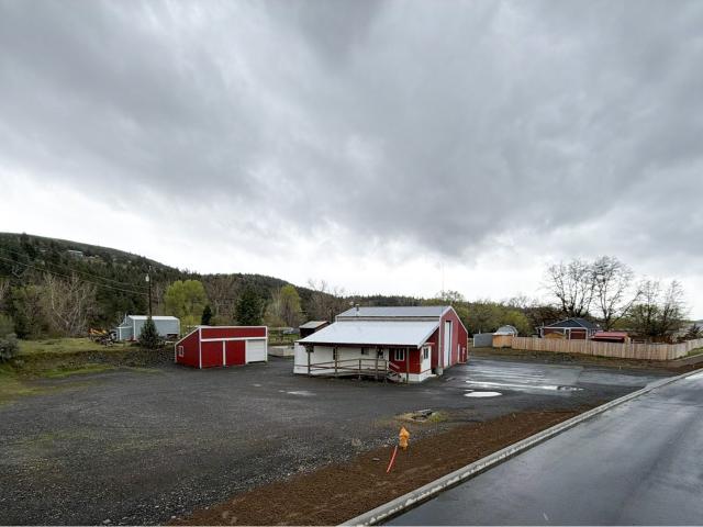 Commercial for sale in Oregonia