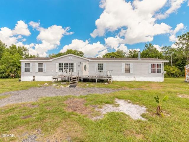 House for sale in Pierson, Florida