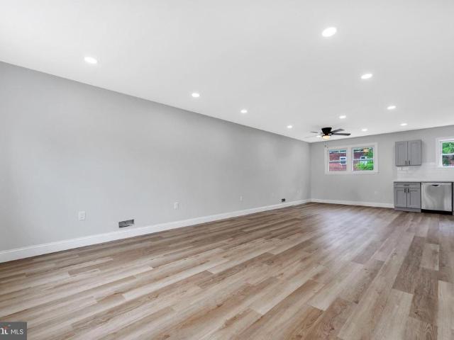 Townhouse for sale in Camden