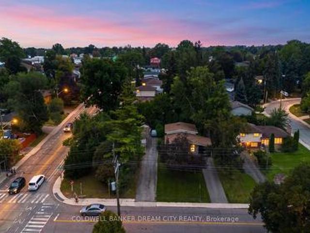 House for sale in Ancaster, Ontario