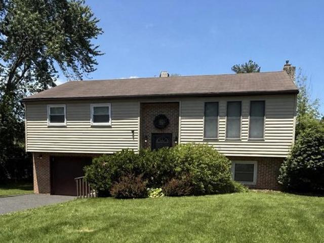 House for sale in Red Hill, Pennsylvania