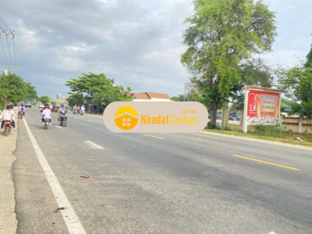 Mặt bằng bán