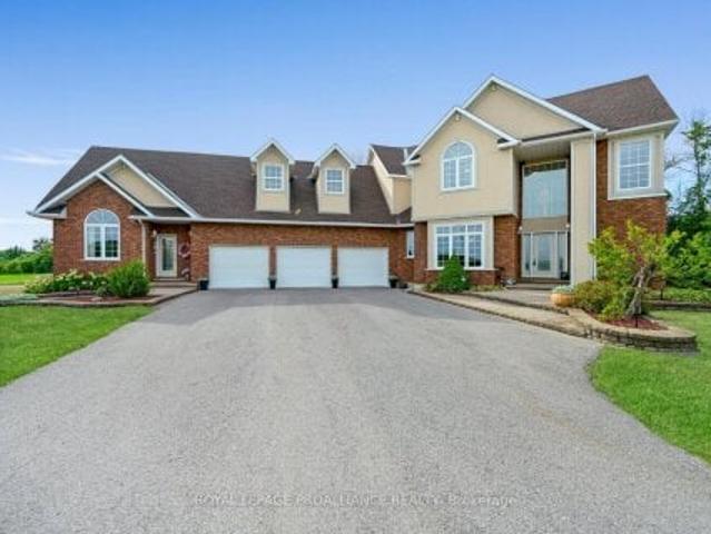 Duplex for sale in Edwardsburgh cardinal, Ontario