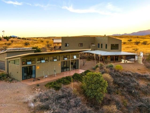 House for sale in Arizona