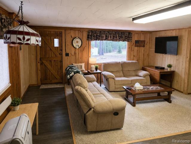 House for sale in Luzerne, Michigan