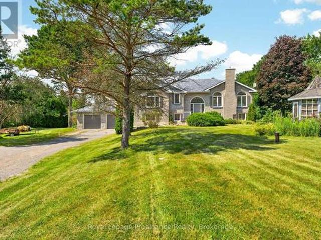 House for sale in South Frontenac, Ontario