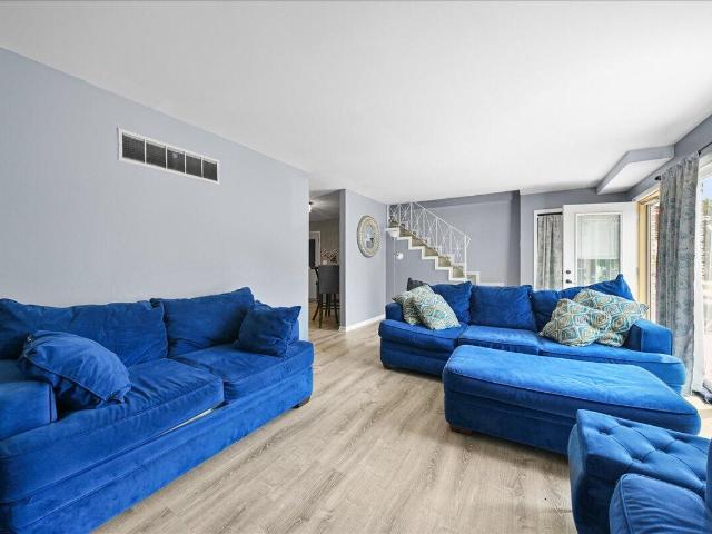 House for sale in Lakes of the Four Seasons, Crown Point