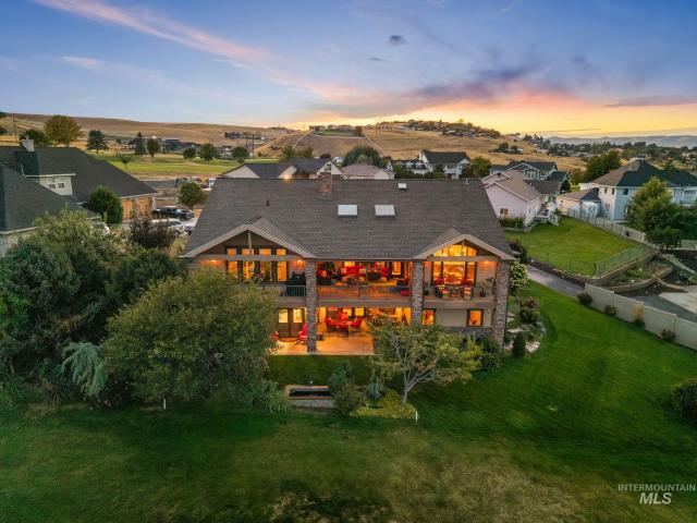 House for sale in Clarkston, Washington