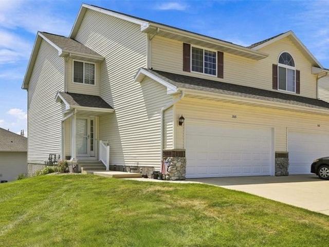Condo for sale in Linn, Iowa