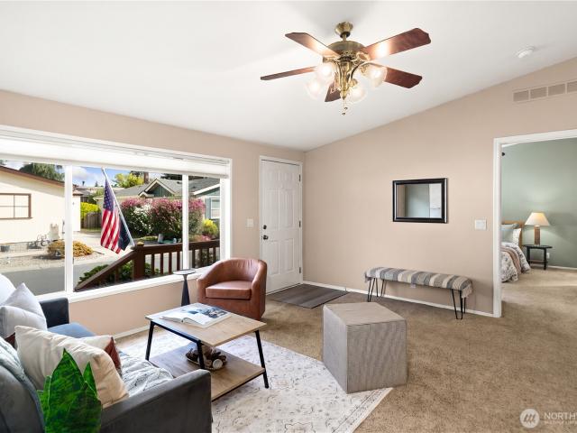 Condo for sale in Sylvan Pines, Bremerton