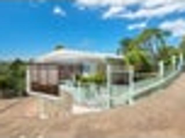 House for sale in Massey West, Henderson-Massey