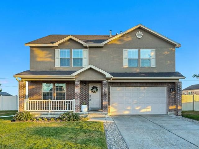 House for sale in Syracuse, Utah
