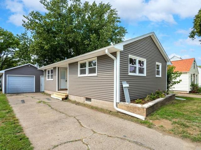 House for sale in Silvis, Rock Island County