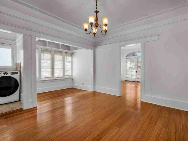 Apartment for rent in Canoga Park, California