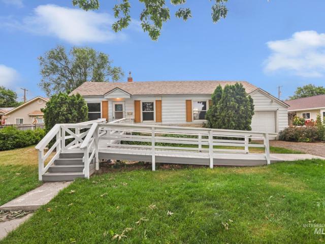 House for sale in Wendell, Idaho