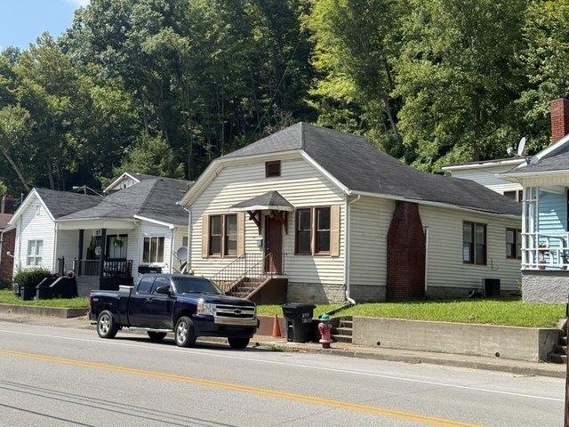 House for sale in Hazard, Kentucky