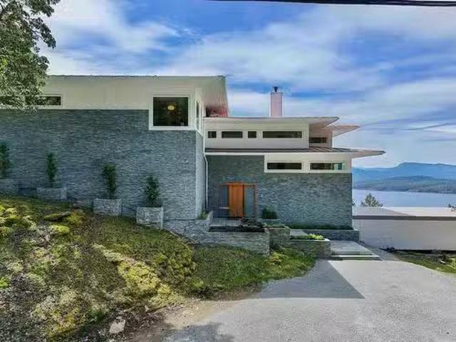 House for sale in British Columbia