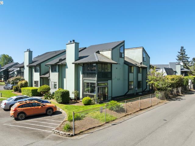 Condo for sale in Oregonia