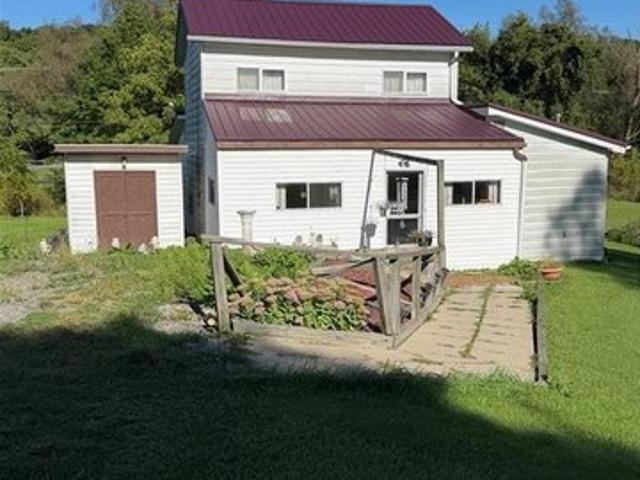 House for sale in New Castle, Pennsylvania