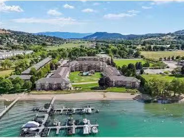 Condo for sale in Lake Country