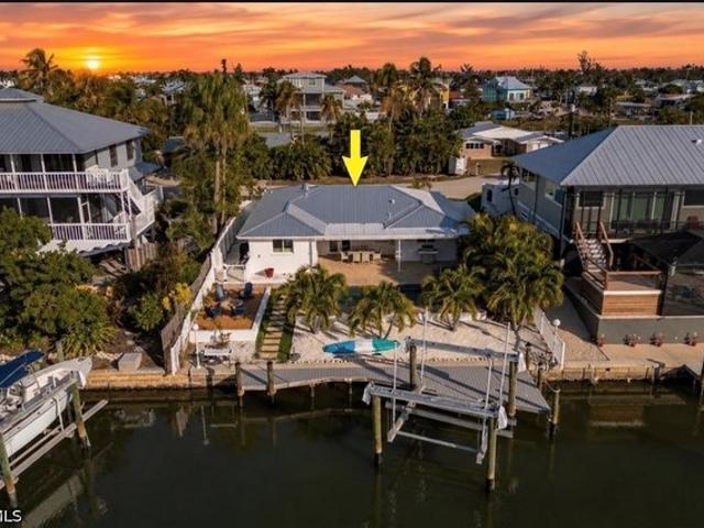 House for sale in Bokeelia, Florida