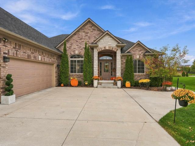 House for sale in Windridge Estates, New Baltimore
