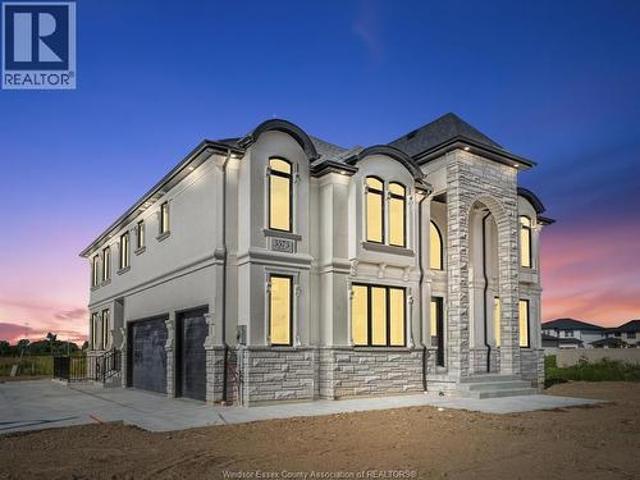 House for sale in Ontario