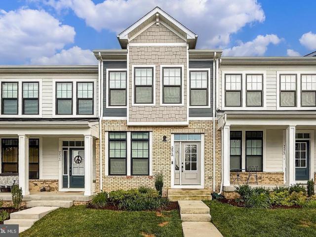 Townhouse for sale in Marshall