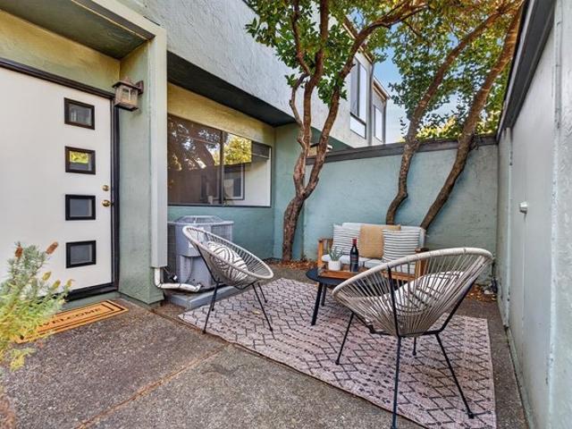 Condo for sale in Napa, Napa County