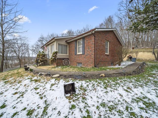House for sale in Warsaw, Ohio