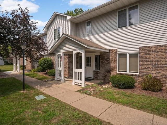 Condo for sale in Eagan, Minnesota