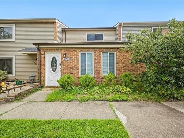 Townhouse for sale in Virginia
