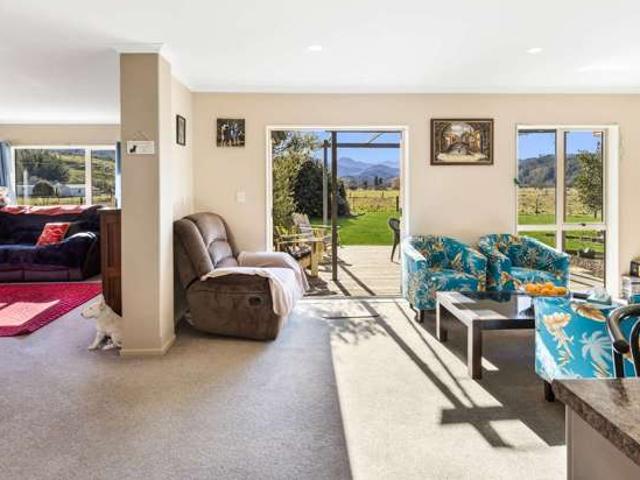 Property for sale in Cable Bay, Nelson Bays