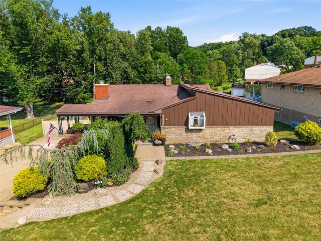 House for sale in Bethel Park, Pennsylvania