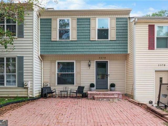 Townhouse for sale in Kennesaw, Georgia