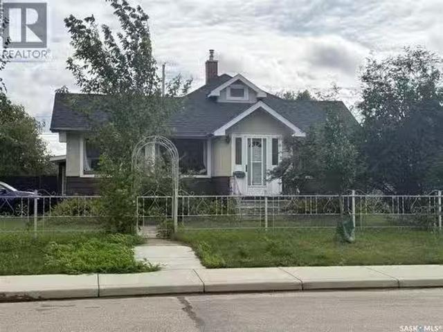 House for sale in Prince Albert, Saskatchewan