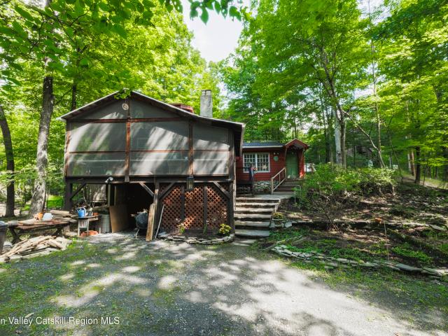 House for sale in Bearsville, New York