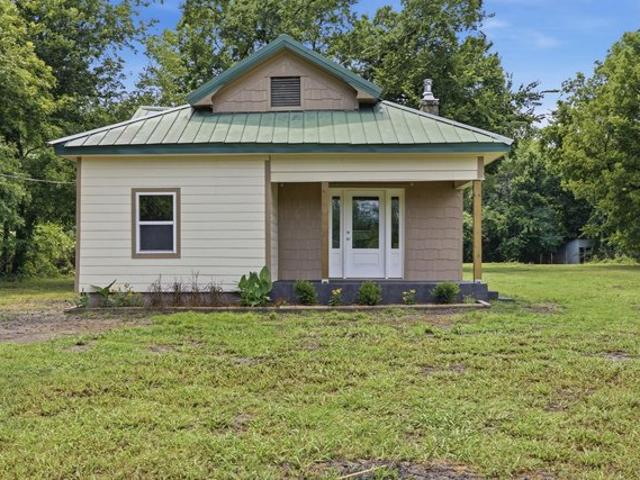 House for sale in Fort Gibson, Oklahoma