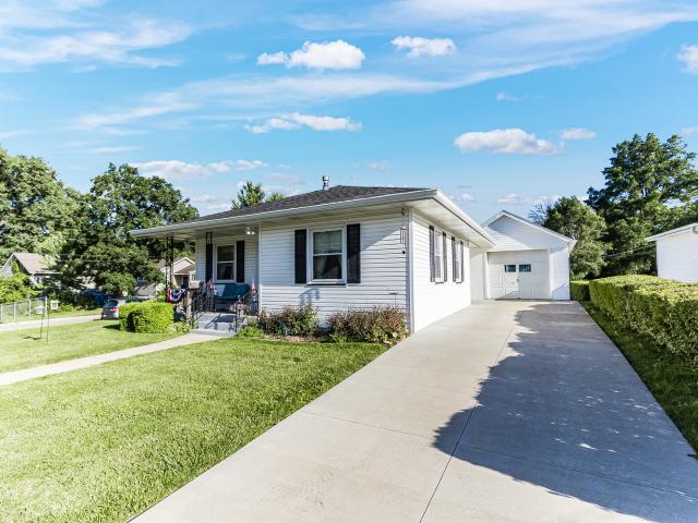 House for sale in Oglesby, Illinois