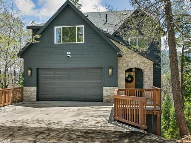House for sale in Cedar Glen, California