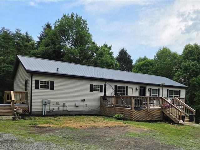 House for sale in Mercer, Pennsylvania