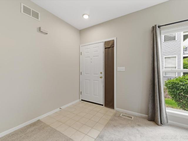 Townhouse for sale in North Aurora, Illinois