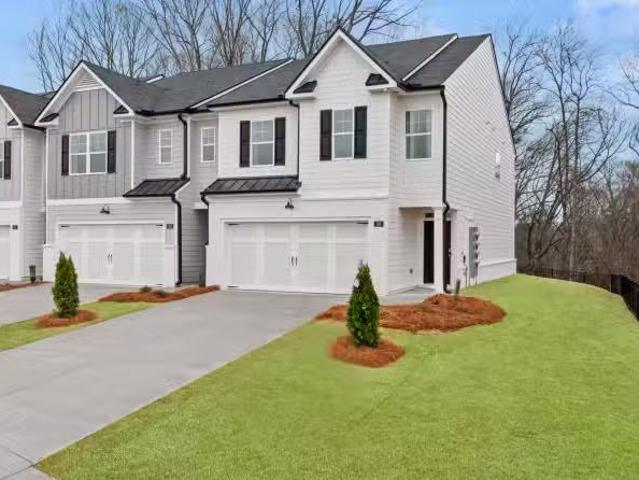 Condo for sale in Stockbridge
